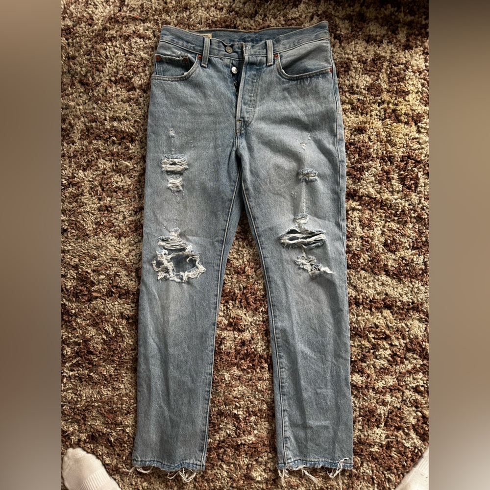 Levi's Distressed Straight Leg Jeans in Gray
